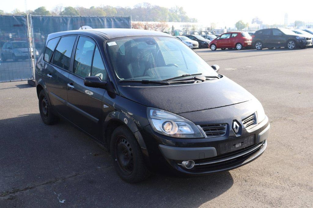 Personenauto Renault Scenic Diesel 103pk 2009 (Marge)