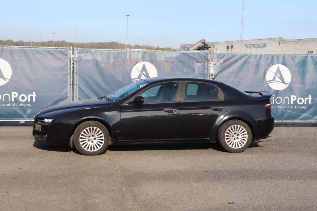 Passenger car Alfa Romeo 159 Petrol 140hp 2010 (Margin)