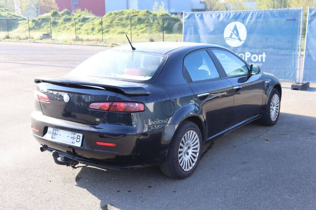 Passenger car Alfa Romeo 159 Petrol 140hp 2010 (Margin)