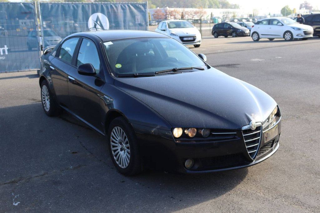 Passenger car Alfa Romeo 159 Petrol 140hp 2010 (Margin)