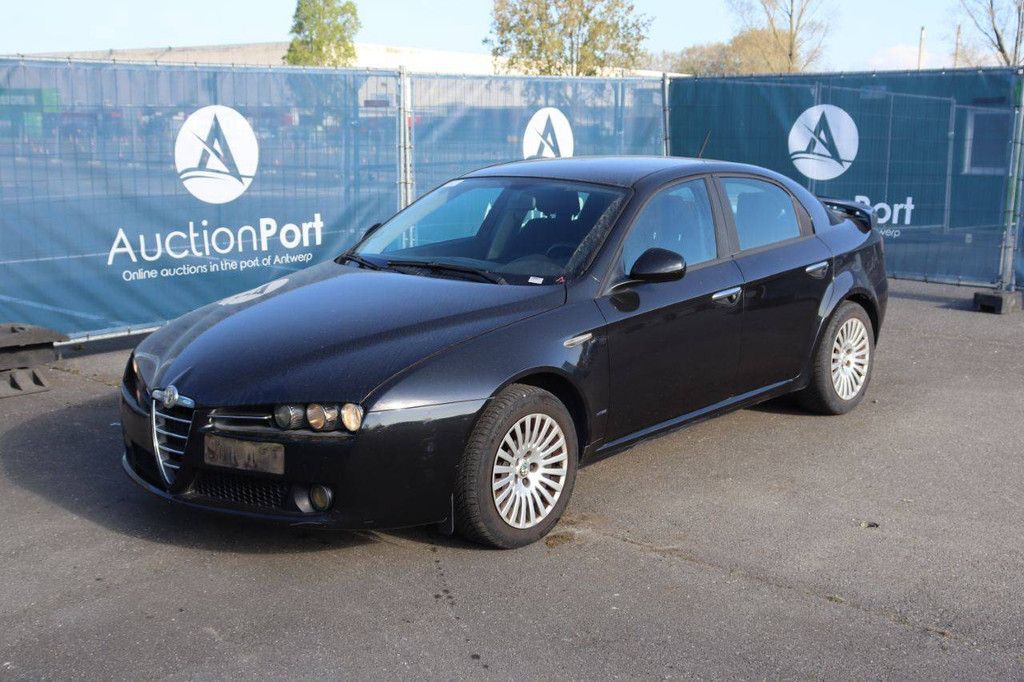 Passenger car Alfa Romeo 159 Petrol 140hp 2010 (Margin)