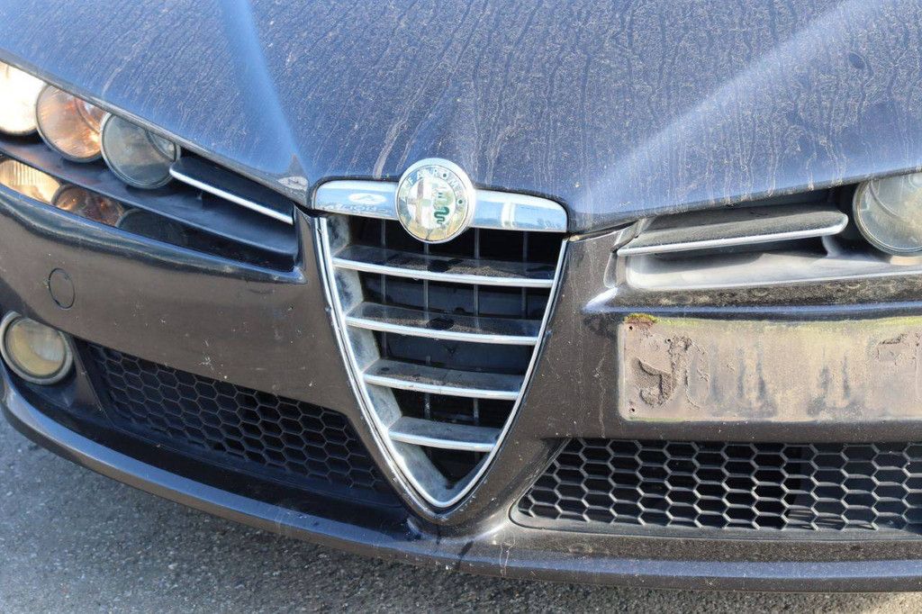 Passenger car Alfa Romeo 159 Petrol 140hp 2010 (Margin)