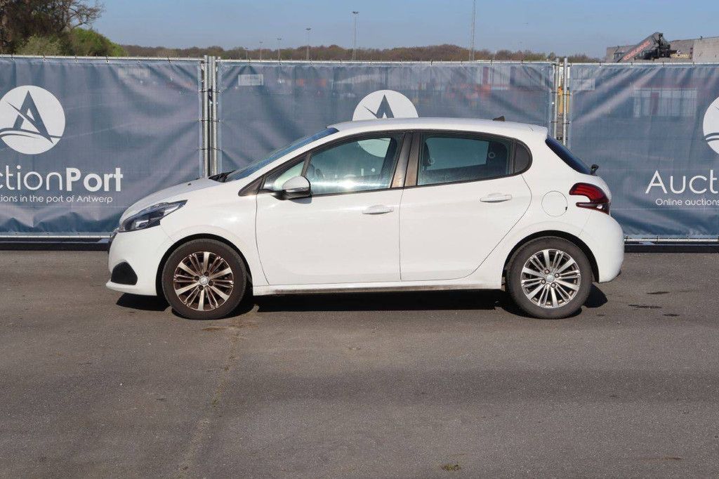 Pkw Peugeot 208 Benzin 82 PS 2019 (Marge)