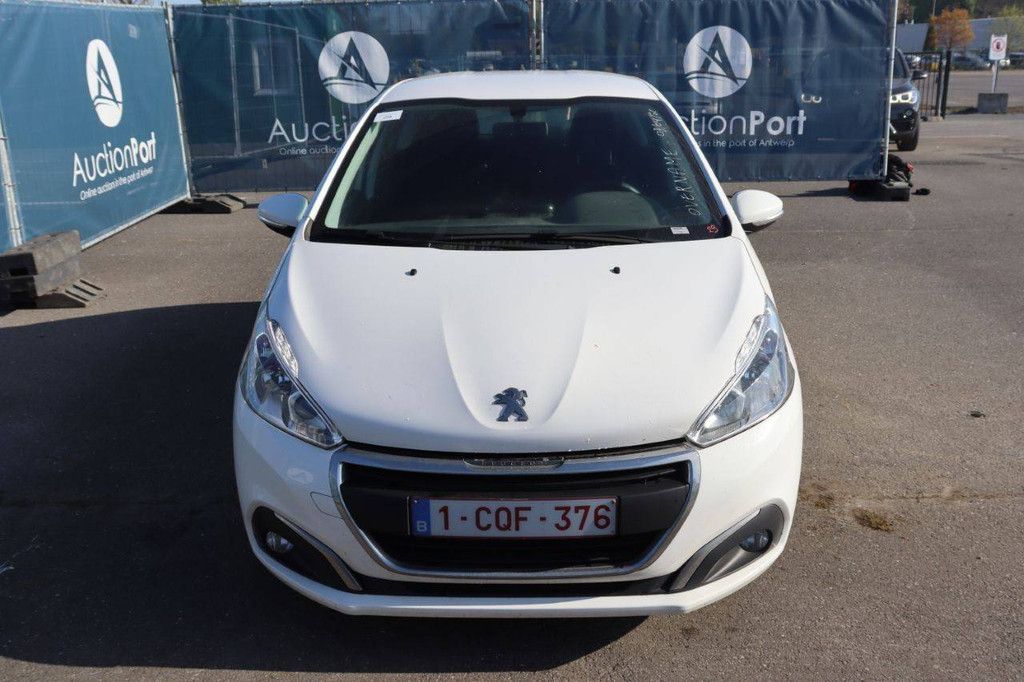 Pkw Peugeot 208 Benzin 82 PS 2019 (Marge)