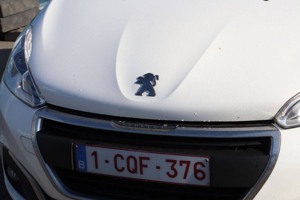 Pkw Peugeot 208 Benzin 82 PS 2019 (Marge)