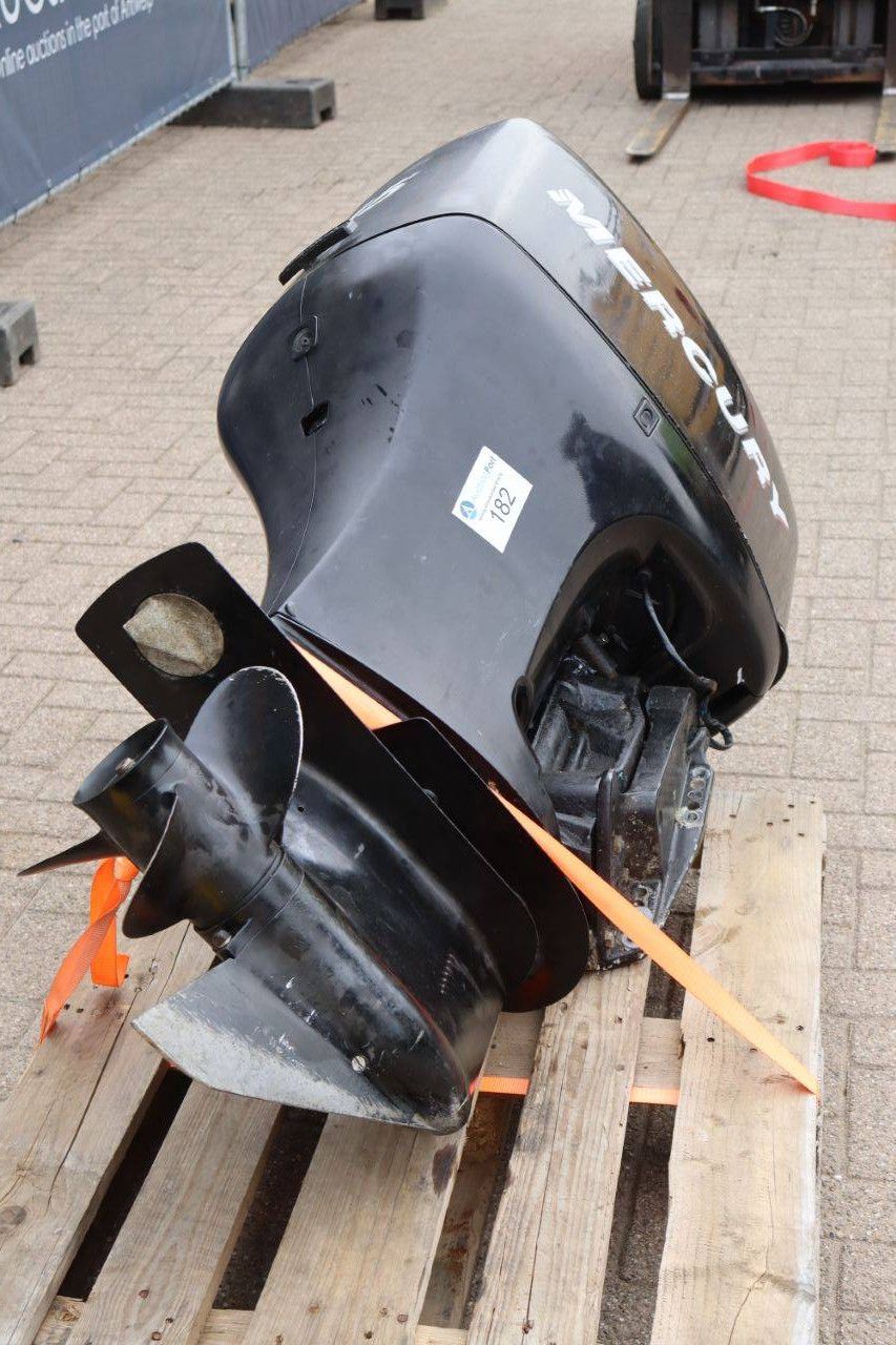 Engine for Speedboat Mercury EFI Gasoline 115hp (Margin)