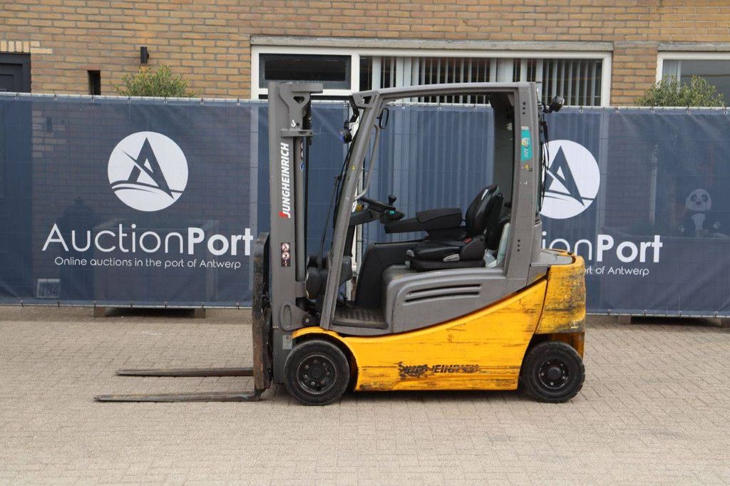 Gabelstapler Jungheinrich EFG 320 Elektro 2000kg 4,4m 2019