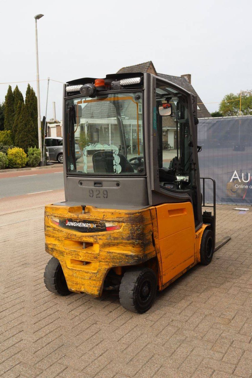 Gabelstapler Jungheinrich EFG 320 Elektro 2000kg 4,4m 2019