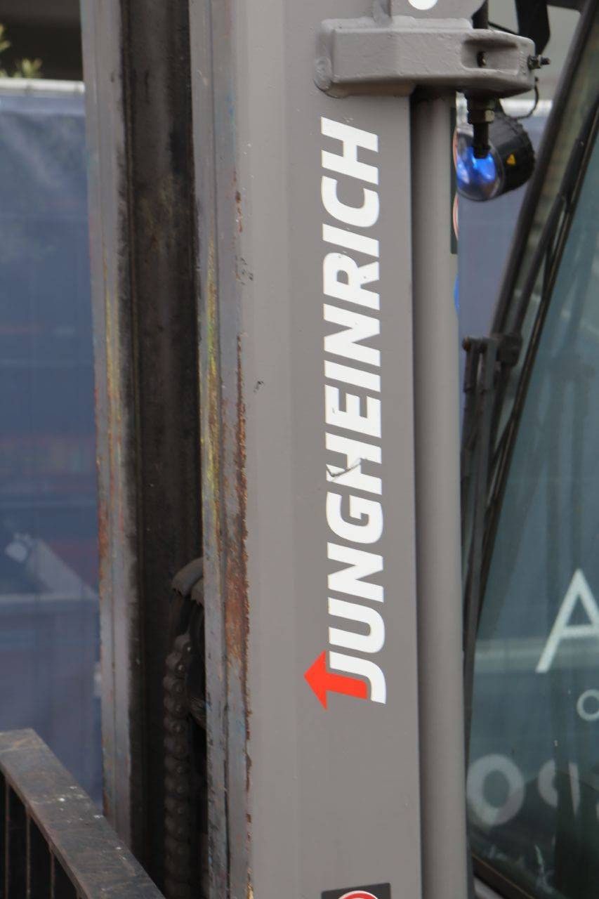 Gabelstapler Jungheinrich EFG 320 Elektro 2000kg 4,4m 2019