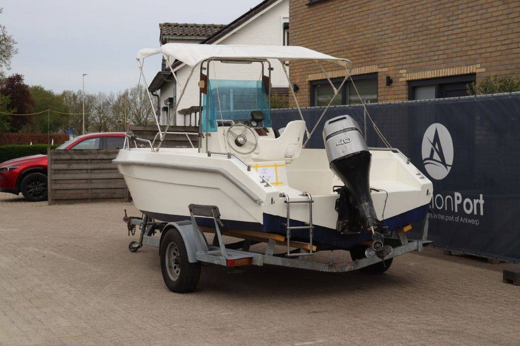 Console Boot Benzine Mariner 40pk 5.60m met Trailer (Marge)