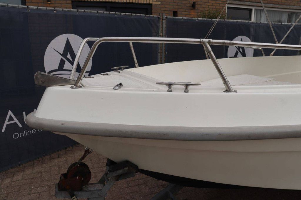 Console Boot Benzine Mariner 40pk 5.60m met Trailer (Marge)