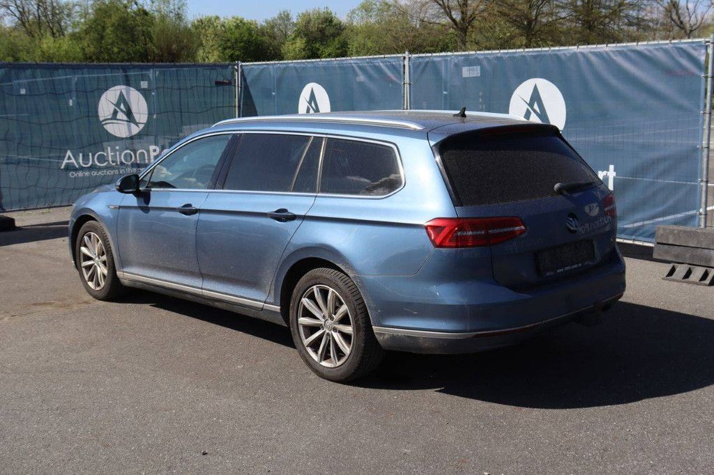 Passenger car Volkswagen Passat Diesel 150hp 2016 (Margin)