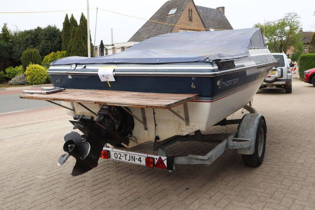 THOMPSON Cutlass 190 Petrol Speedboat 1988 with Trailer (Margin)