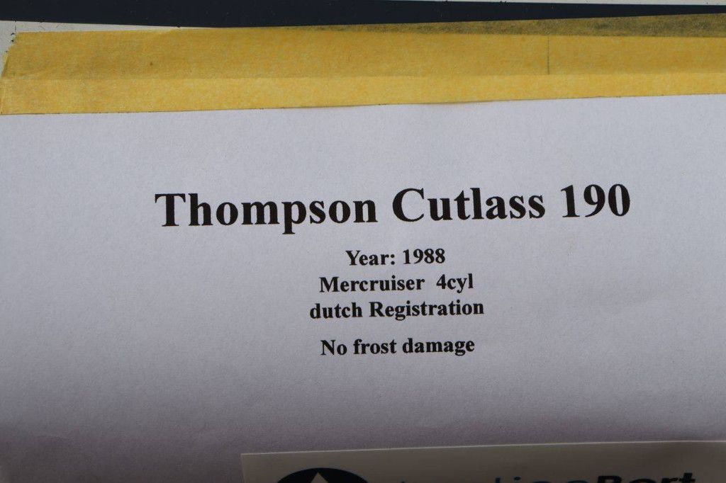 THOMPSON Cutlass 190 Petrol Speedboat 1988 with Trailer (Margin)