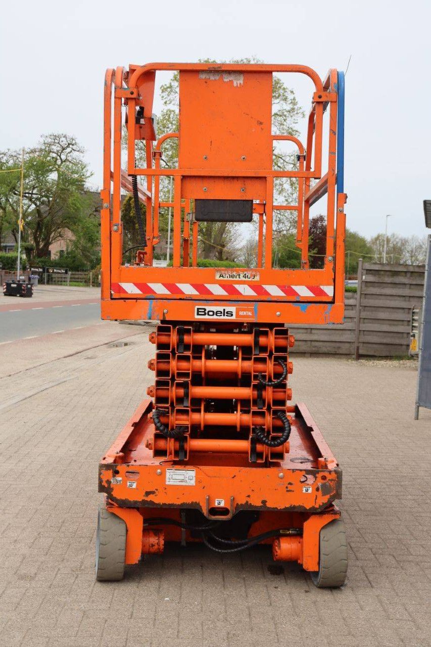 Genie GS-4047 Electric Scissor Lift 13.7m 2013