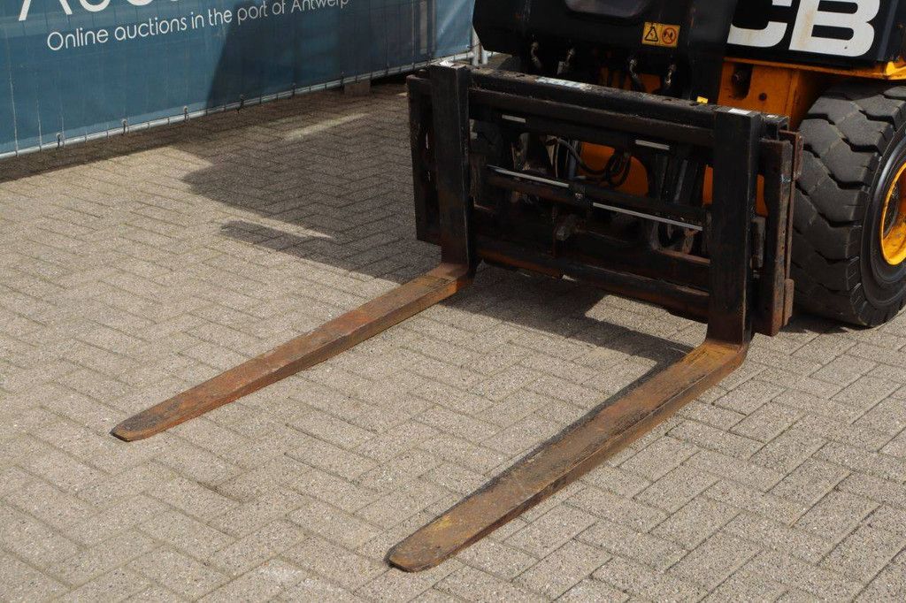 JCB 30-19E Elektrischer Teleskoplader 3000 kg 4 m 2021