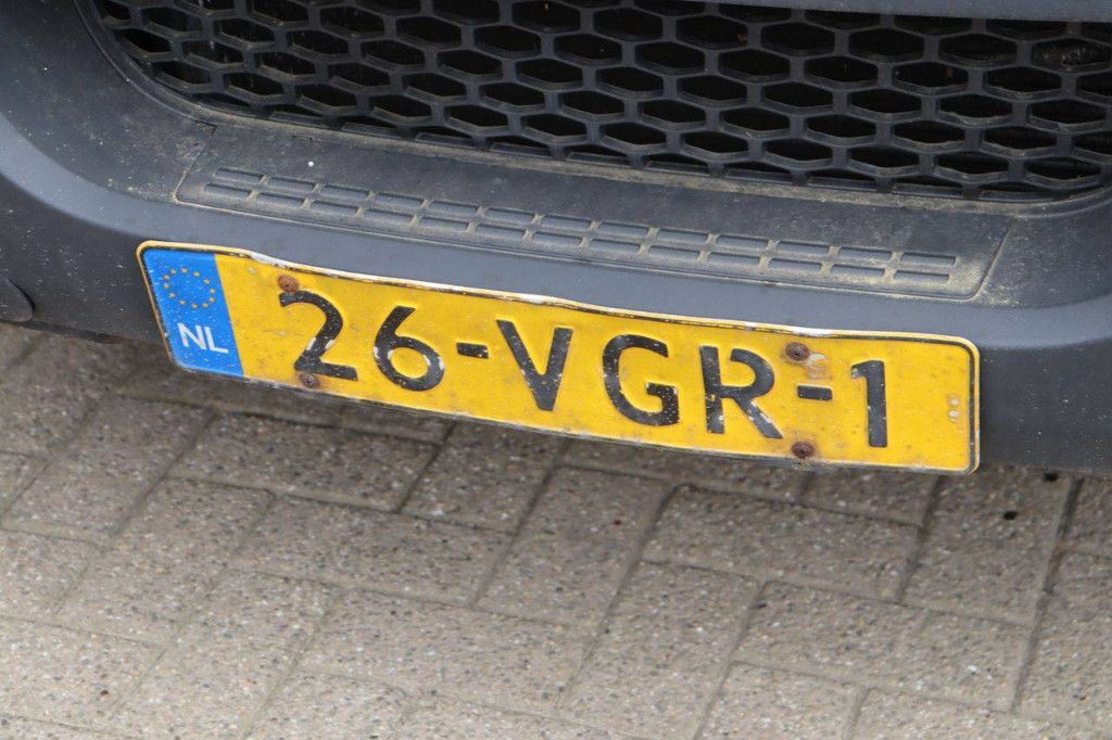 Fahrgestell mit Fahrerhaus Iveco 40C18 Diesel 177 PS 2007