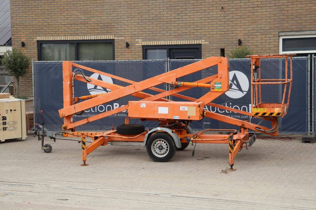 Anhängermontierte Hubarbeitsbühne