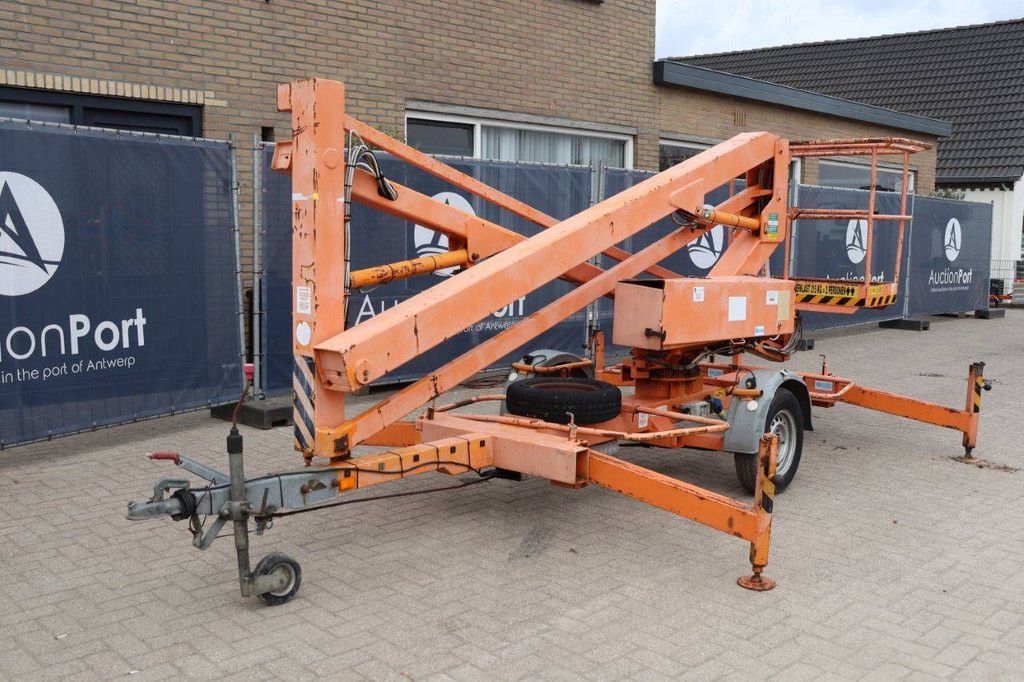 Anhängermontierte Hubarbeitsbühne