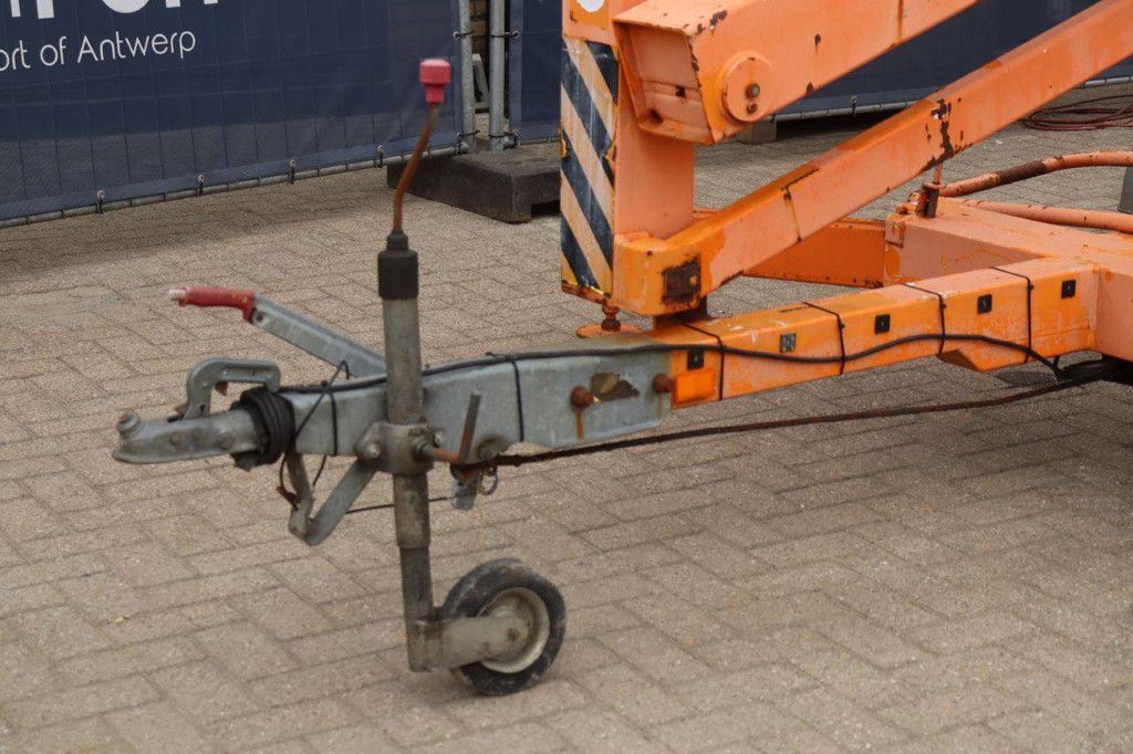 Anhängermontierte Hubarbeitsbühne