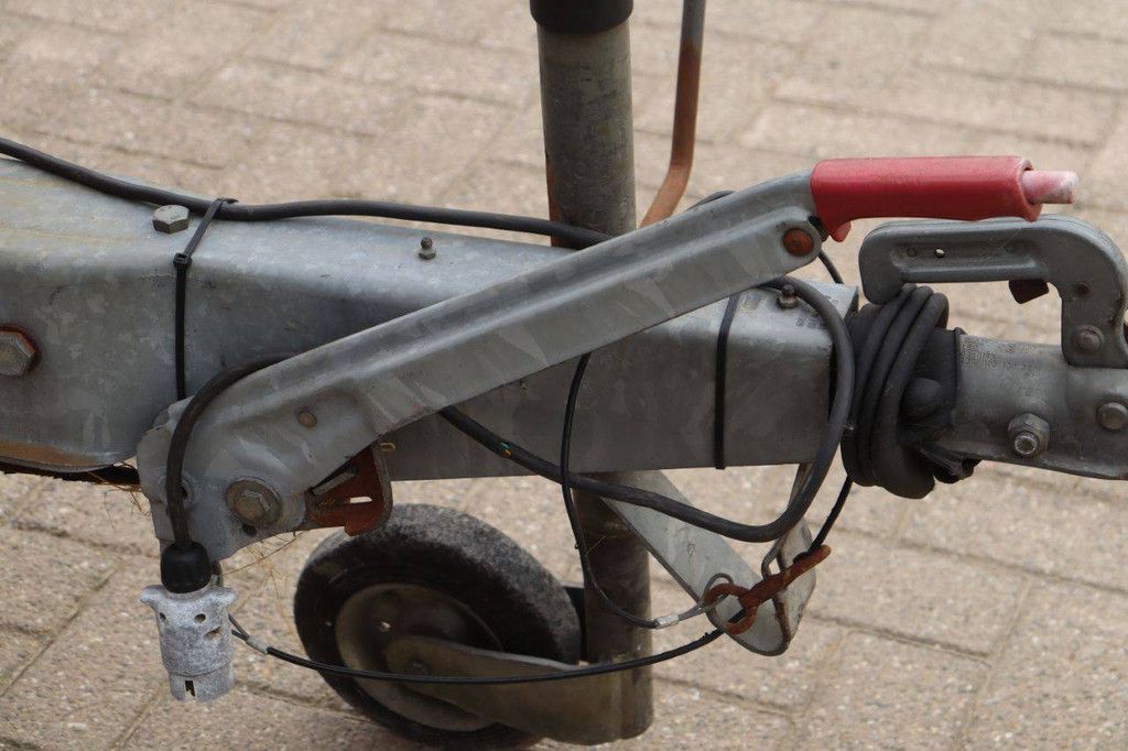 Anhängermontierte Hubarbeitsbühne