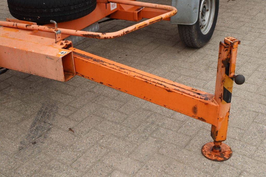 Anhängermontierte Hubarbeitsbühne