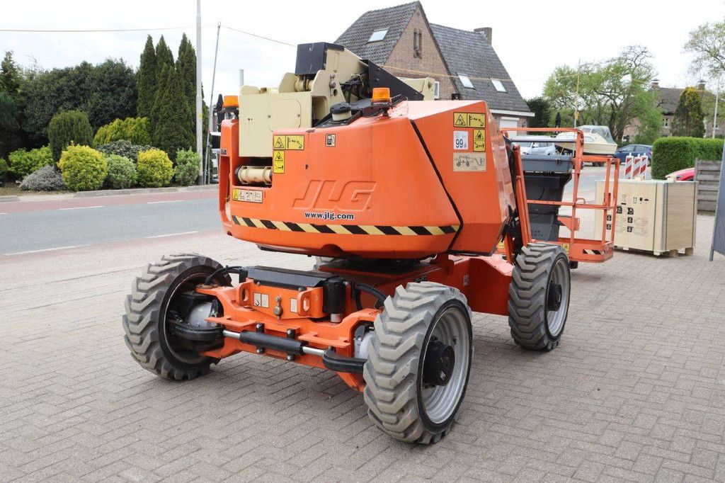 Knikarmhoogwerker JLG H340AJ Diesel 12.3m 2017