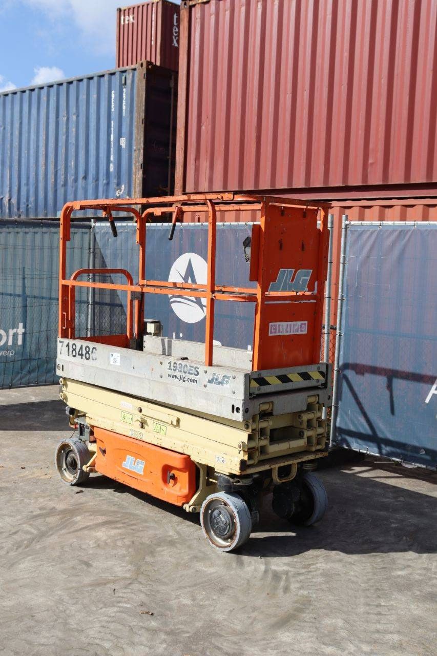 Scissor lift JLG 1930ES Electric 7.8m 2012