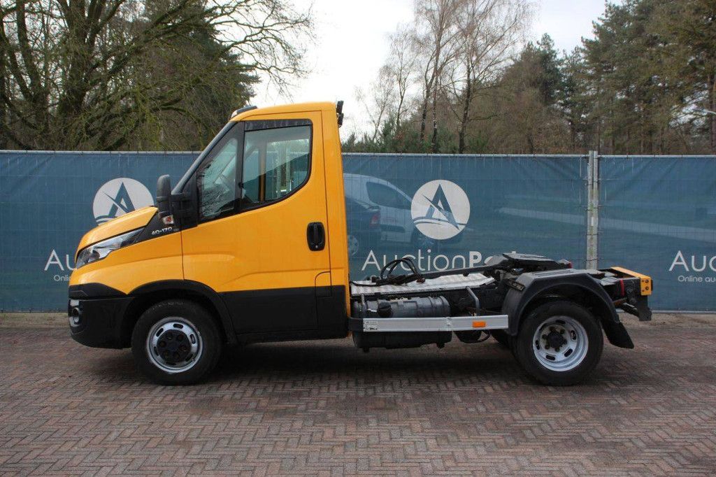 Chassis Cabin Iveco Daily 40C17 Diesel 170hp 2016
