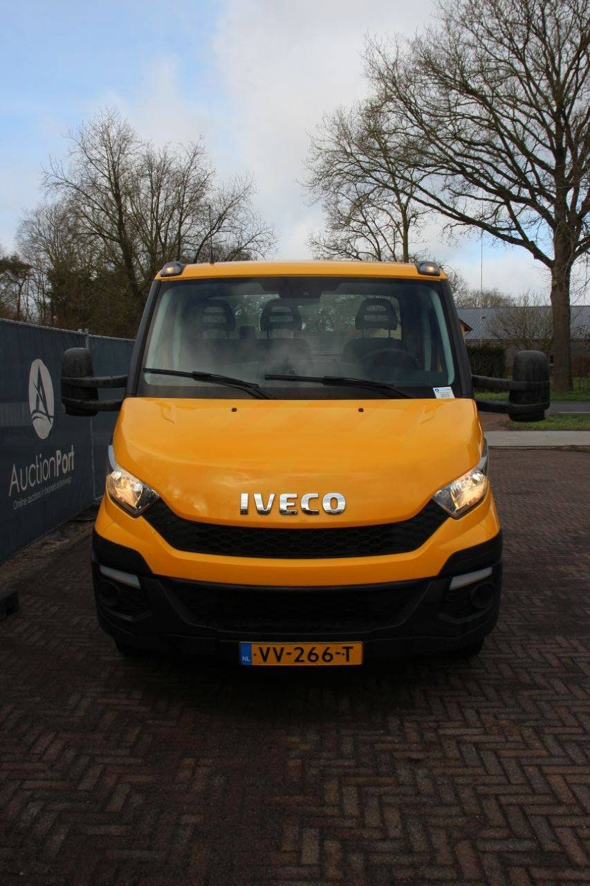 Chassis Cabin Iveco Daily 40C17 Diesel 170hp 2016