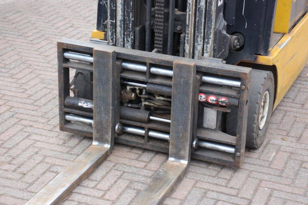 Gabelstapler Yale ERP18ATF E2130 Elektro 1590kg 4,9m 2006