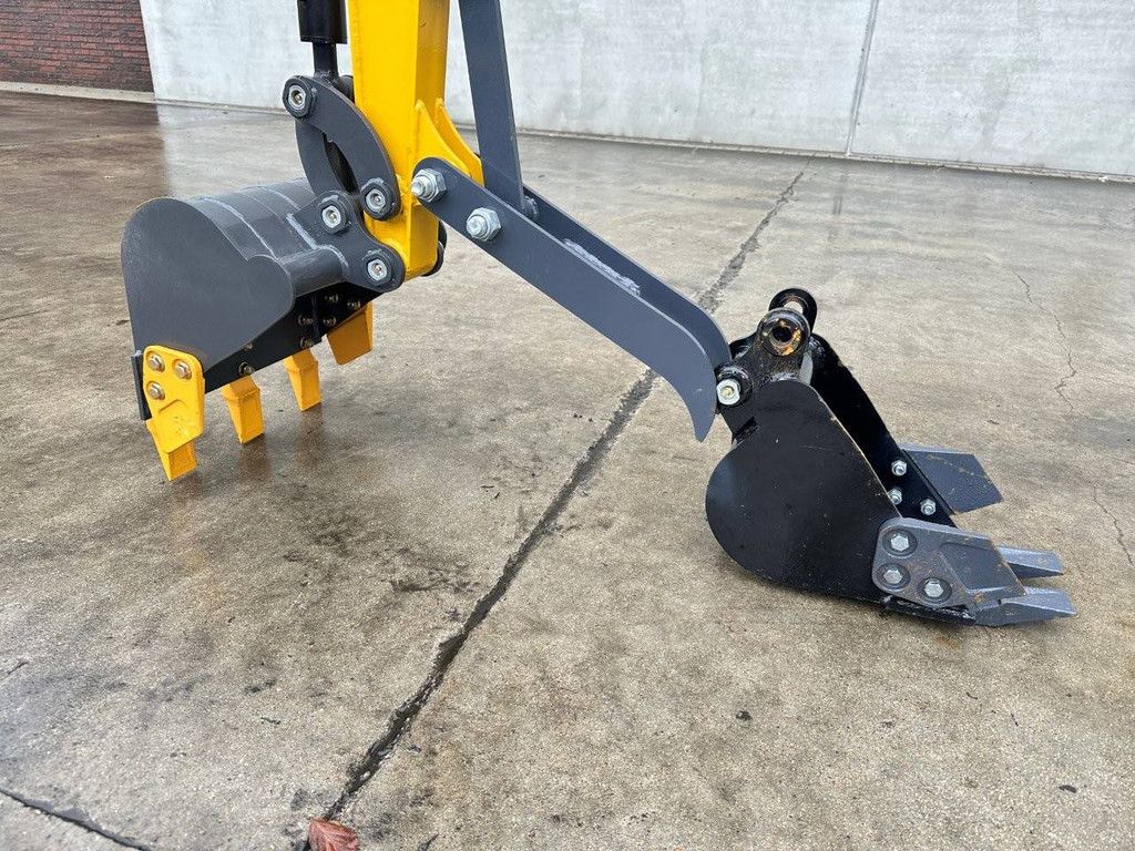 Starvox SV-ME15 Minibagger Benzin 2025