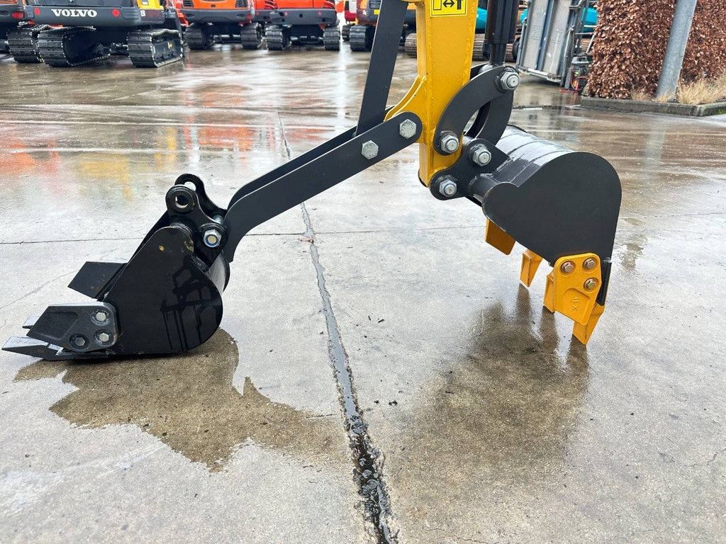 Starvox SV-ME15 Minibagger Benzin 2025