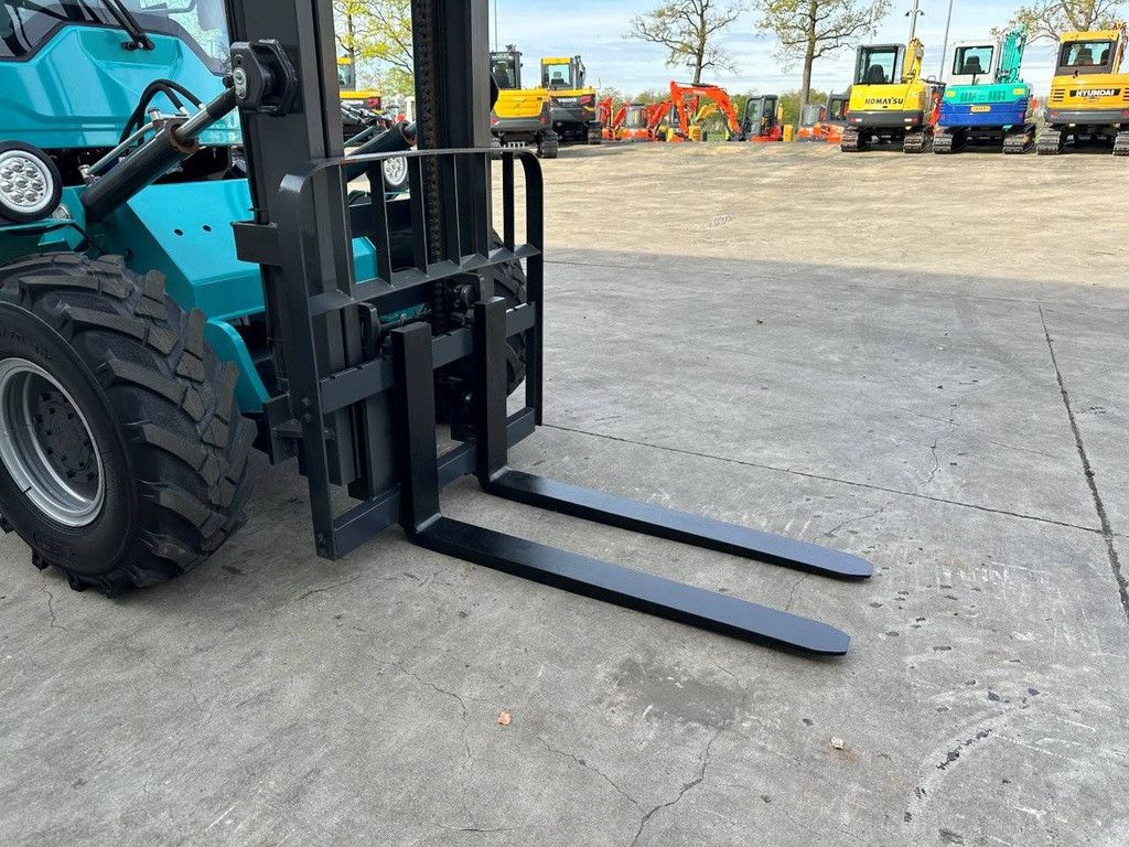 Ruw Terrein Heftruck Machpro MP-T320A Diesel 2025