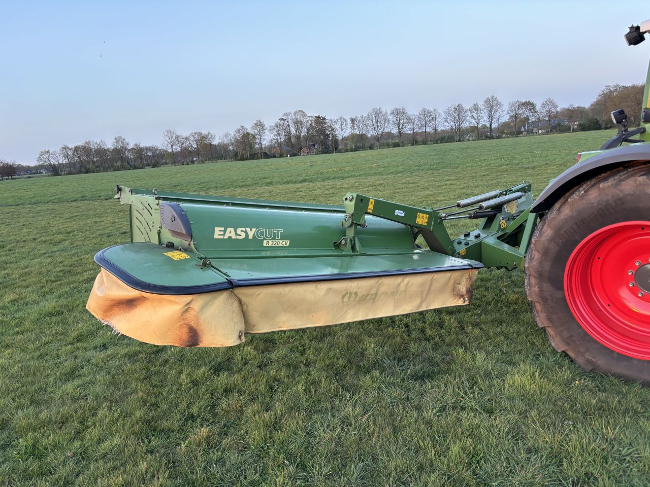 Krone maaicombinatie krone easycut F320 cv en R320 cv maaiers