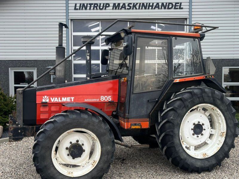 Valmet 805 GLOX med skovinddækning