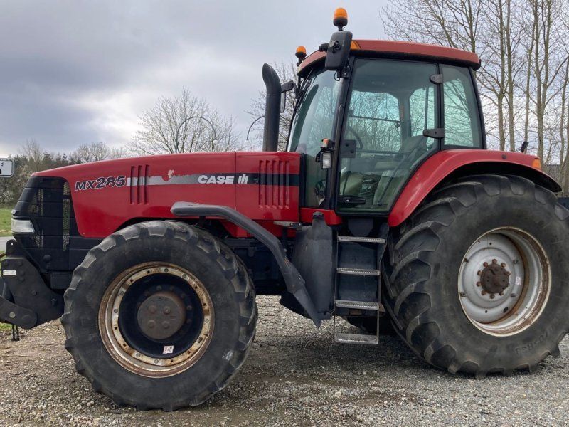 Case IH MX 285
