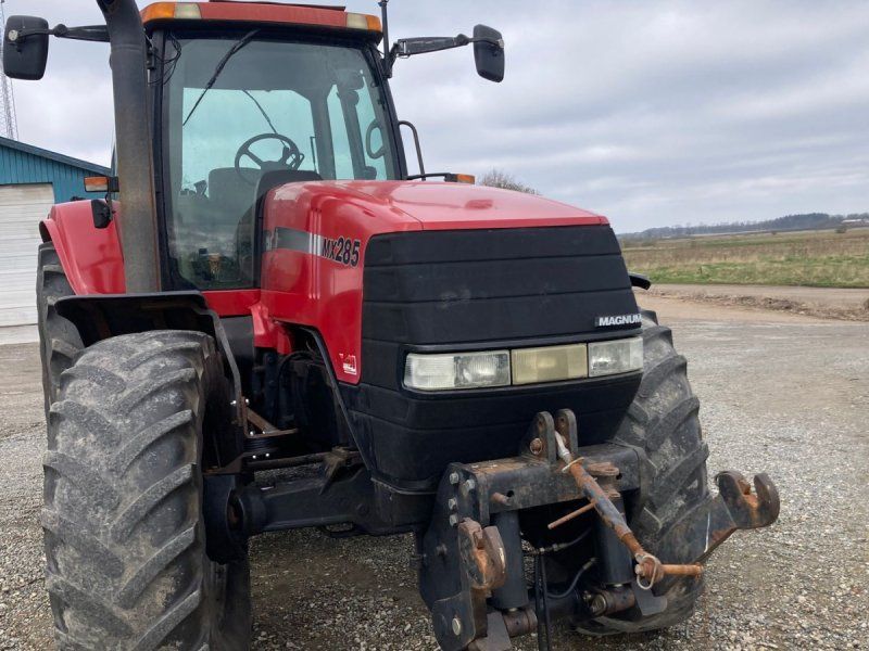 Case IH MX 285