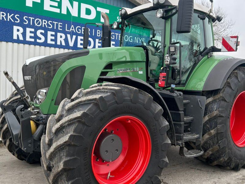 Fendt 933 Vario SCR Profi Plus  Front PTO