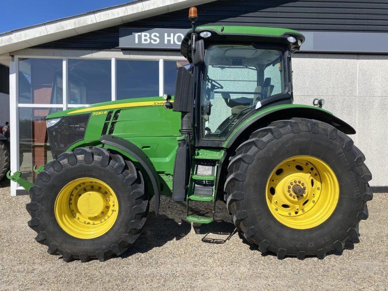 John Deere 7 230R