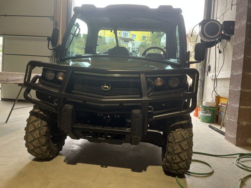 John Deere GATOR XUV 835 M