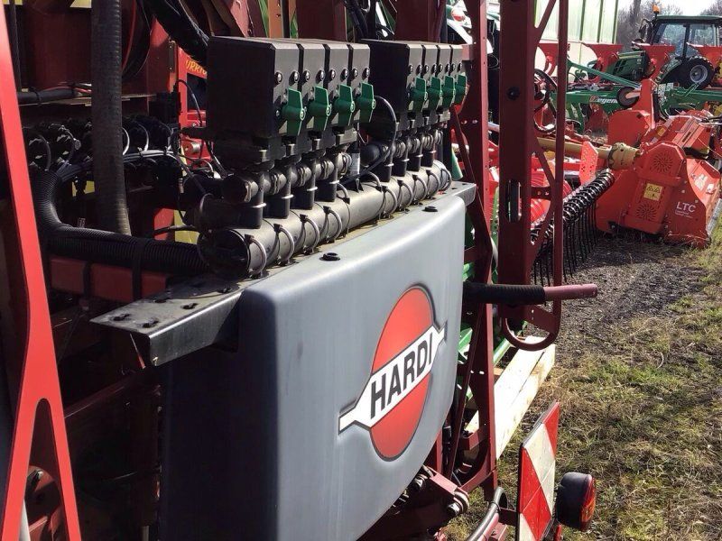Hardi MEGA 12