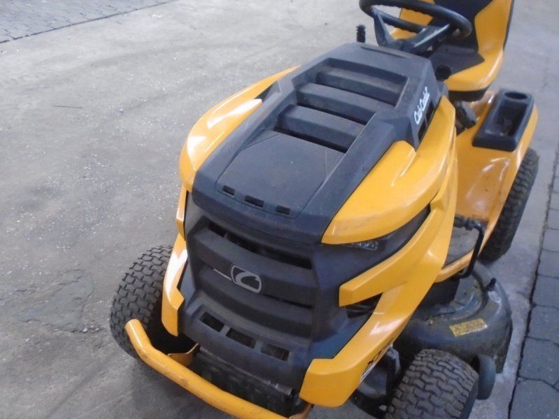 Cub Cadet XT2 PS107