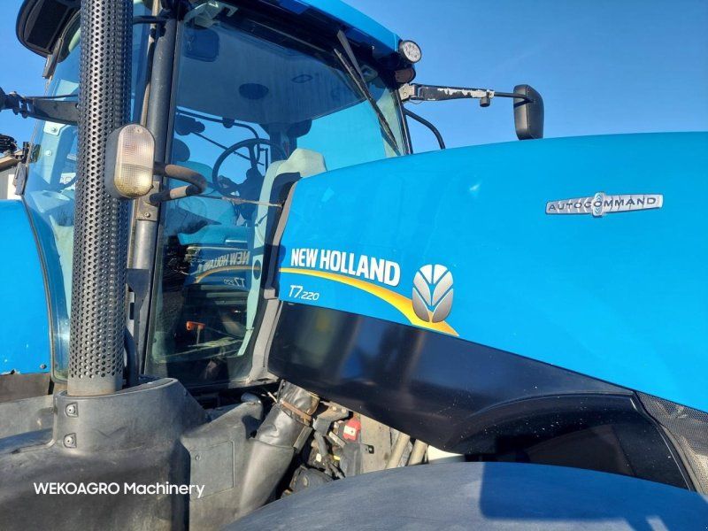 New Holland T 7.220 Autocommand