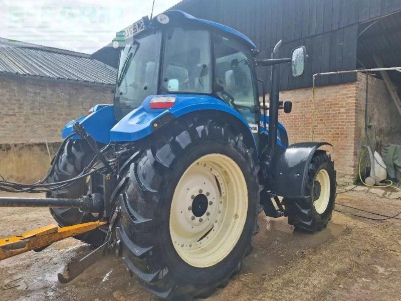 New Holland t5.105