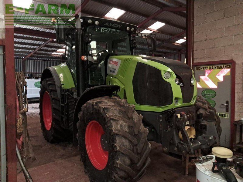 Claas AXION 800