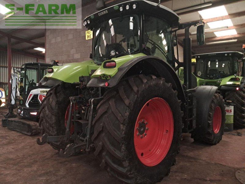 Claas AXION 800