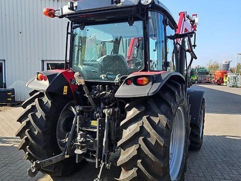Massey Ferguson 4709m dyna-2