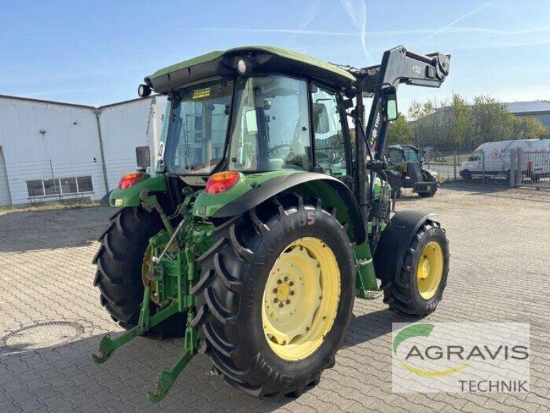John Deere 5620