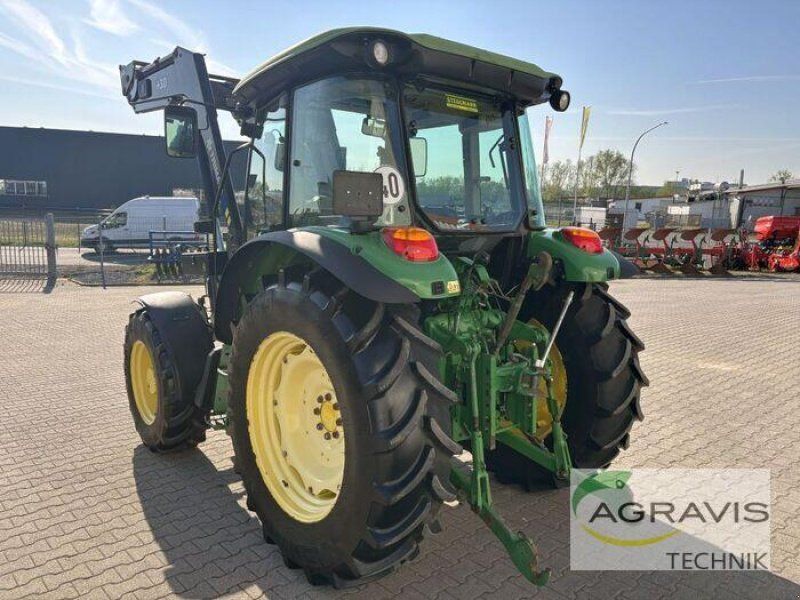 John Deere 5620